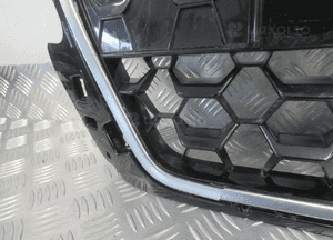 Grill gril atrapa audi A1 ii s-line 82A 2018- 12