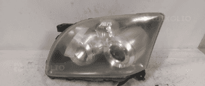 Przod przednia lampa lewa toyota avensis T25 1