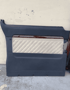 Mercedes viano 639 tapicerka beżowa  boczek wnętrze boczki  ambiente czarna skóra tapicerka drzwi long x clusive 6