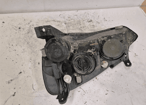 * LAMPA PRZEDNIA PRAWA PRZÓD PRAWO OPEL CORSA C 7