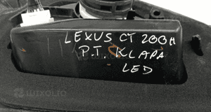 LEXUS CT200H lift lampa prawa tylna prawy tył w klapę LED 4