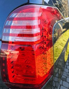 Peugeot 5008 lampa tył tylna prawa lewa 4