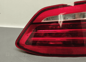 Bmw F45 lampa tylna prawa 7311032 8