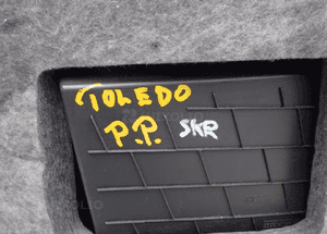 Boczek drzwi prawy przód seat toledo iv 5JB867012A radom 3