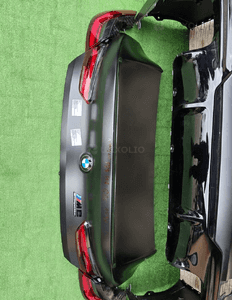 Zderzak tył klapa tył lampy tylne bmw M8 F93 8