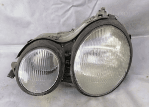 Lampa lewa lewy przód Mercedes E Klasa W210 1