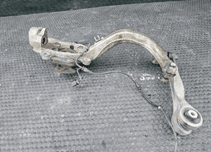 Zwrotnica 8E0258F 8E0407242B Zawieszenie Piasta Czujnik ABS Przednia Przód Prawa AUDI A4 B6 B7 27