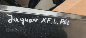Listwa progowa lewa Jaguar XF X250 PEL 8X23-F10609-A 10