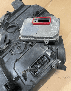 MERCEDES CL 216  lampa  bixenon  a2168202959 LEWA 12