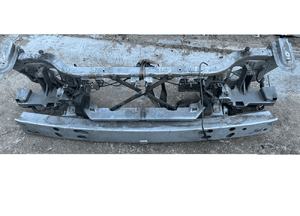 Pas przedni okular belka wzmocnienie Jaguar XJ X350 X358 3
