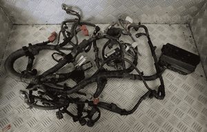 Wiązka instalacji silnika nissan juke  242704ED0A 1