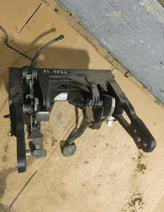 Pedały manual europa 13315200 opel astra j 3