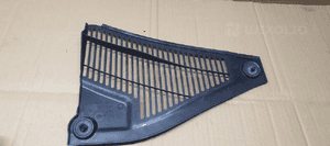 Kratka osłona podszybia VW Touareg 7L6819730D 3