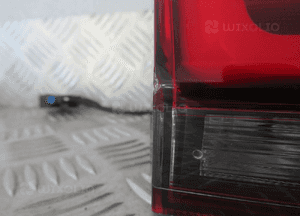 Lampa tylna tył lewa w klape citroen C5 aircross led 9816932880 8