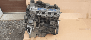Silnik słupek blok silnika Mercedes Sprinter 2.2 CDI 611981 2