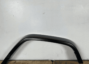 Listwa blotnika tyl tylna lewa mercedes g-klasa 63 amg W463 A4638812700 1