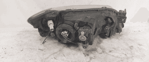 Przod przednia lampa lewa mazda 323F bj lift 3