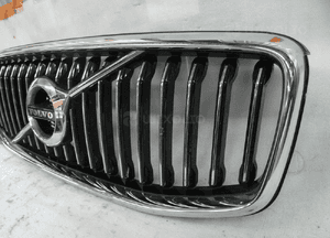 Volvo XC60 ii grill atrapa 3
