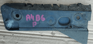 Audi A4 B6 slizg na błotnik przód przedni prawy 3