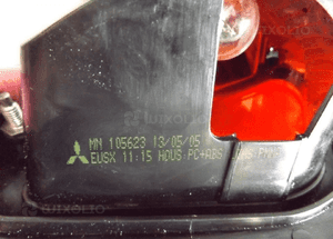Lampa tył tylna w klapę lewa mitsubishi colt 6 vi 3