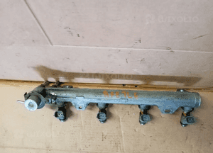 Listwa wtryskowa wtryski VW New Beetle 1.4 16V 036133319AA 6