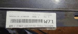 Listwa progowa lewa BMW I E81 A22 7