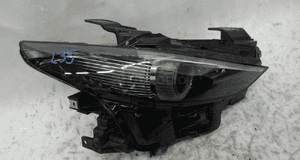 Mazda 3 bp BCJH-51030 lampa przednia prawa 2