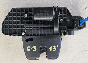 Citroen C3 II DS3 zamek klapy tył tylnej  9151487499 3