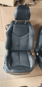 Fotele komplet kanapa półskóra Peugeot 308 T7 GTI HB 3D 2