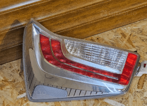 Toyota PRIUS III 11-15 lift lampa lewa tylna 3