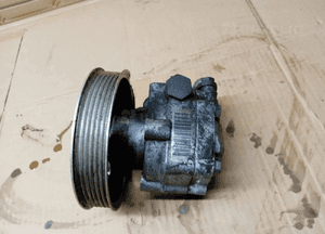 Pompa wspomagania kierownicy Audi A4 B8 A5 2.0 TFSI 8K0145153F 2