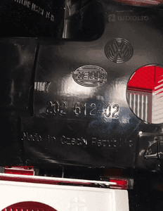 Volkswagen transporter multivan T5 03-09 lampa prawy tył prawa tylna oryginał 12