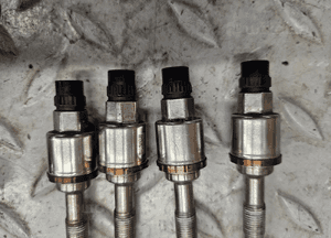 55564163 INSIGNIA OPEL ŚWIECA ŻAROWA ŚWIECE ORYGINAŁ 2.0CDTI SPRAWNE 2