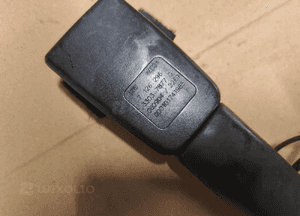Bmw E87 oe33044477F napinacz pasów przód prawy 3