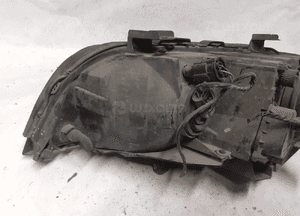 Przod przednia lampa prawa bmw X5 E53 5
