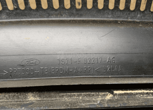 Podszybie osłona podszybia Ford Mondeo MK3 13