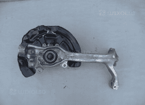 Zwrotnica piasta prawa przód audi A6 S6 C6 5.2 V10 3
