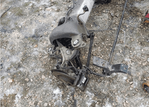 Peugeot 407 sw kombi belka zawieszenia tył tylna 4