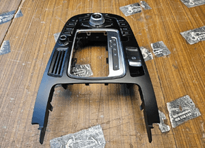 Ramka Biegow 8T0919609F 8K1713463 Panel Sterowania MMI Zmiany Biegow Automat Europa Audi A4 B8 A5 8T Q5 4
