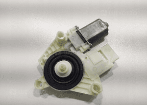 SILNICZEK SZYBY PRAWY PRZÓD PRZEDNI SKODA FABIA III 5JA959812K 2014-2018 2