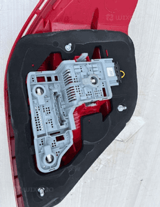 Lampa tylna prawa mercedes W204 c klasa coupe 2011-2014 rok A2049060503 9