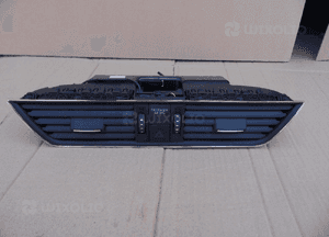 skoda superB III kratka środkowa nawiewu 1