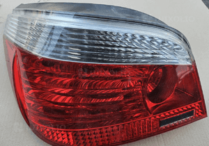 BMW E60 lampa tył tylna prawa lewa 3