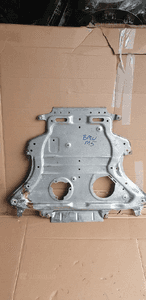 Osłona podwozia płyta pod silnik BMW M5 G30 F90 8072711 6887546 1