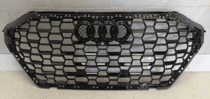 Audi rs Q3 grill atrapa chłodnicy osłona kamera oryginał 2