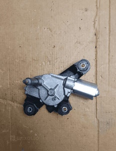 SILNICZEK WYCIERACZKI TYŁ RENAULT nr 0390201856 7