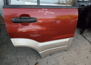 Suzuki Grand Vitara drzwi tyl tylne lewe 4