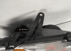 Lampa przod przednia lewa dacia duster i 1 2010- zwykla 2606000069R cala 6