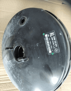 Nissan Note E11 I serwo hamulcowe