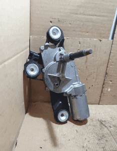 SILNICZEK TYLNEJ WYCIERACZKI MEGANE III 0390201847 3